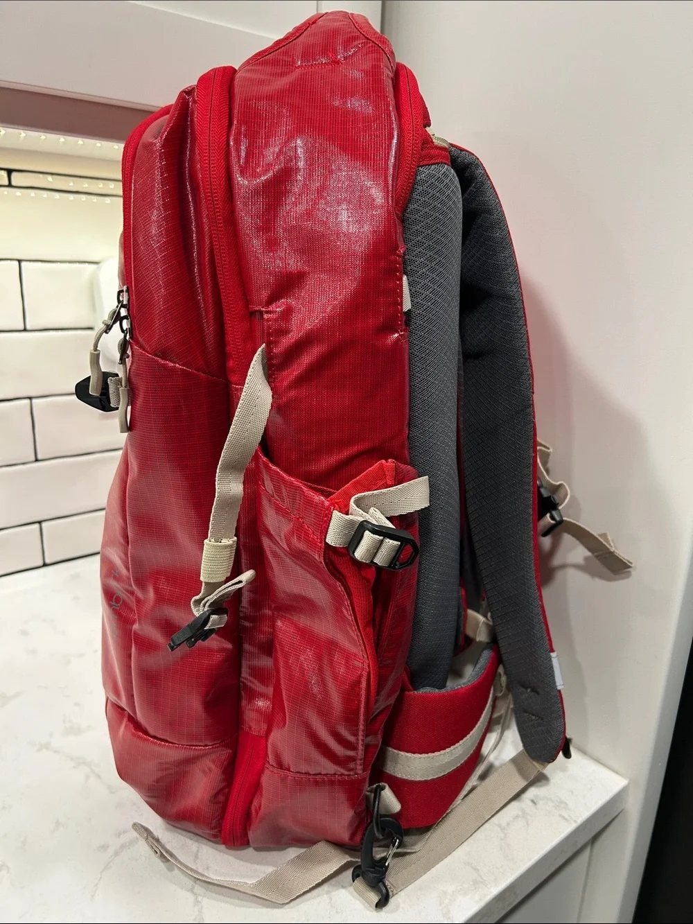 RARE 35L Adventure 20'' Travel Backpack Ripstop Red NWOT‎